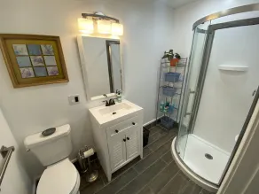 Cheerful One Bedroom Home - Image 2