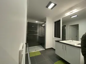 Long Stay Discount-30 Minutes to International Airport-ModernHouse-DoreenVic3754 - Image 5