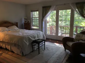 Exceptionnel 5 chambres; 4 1/2 Bath House sur le magnifique parcours de golf de Buck Hill Falls - Image 3