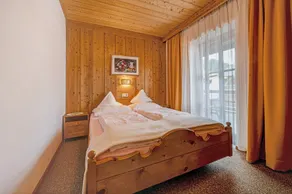 Appartement de vacances 'Schwalbennest' avec vue sur la montagne, Wi-Fi, balcon et jardin - Image 5