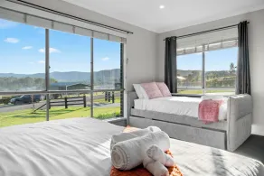 Luxury Hunter Valley Acreage - Heated SwimSpa - Mountain Views - Pool Table - Fire Pitt - Image 4