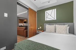 Urban Bliss Flat | Stylish 1-Bed in Best Location - Image 5