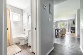 Westlake Apartment - Image 2
