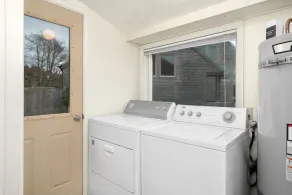 Beach Bungalow - Image 3