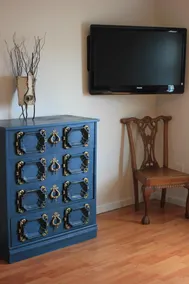 Stay in downtown Three Oaks overlooking the main street! - Image 2