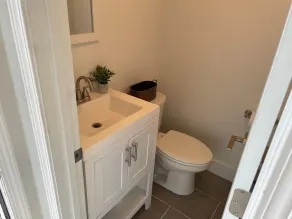 Casa Wooten -Contemporary Condo - Image 4
