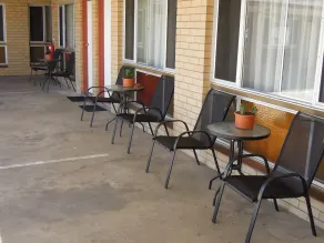 Jackaroo Apartments - Image 5