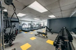 Villa Vermont près des sentiers | Accès à la piscine et au centre de remise en forme! - Image 3
