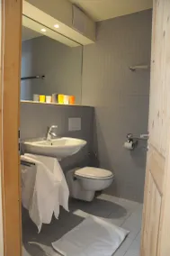 Les Crosets,Luxury,comfortable, ski in/out,180° views, 2 parking,sleeps up to 6 - Image 4