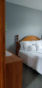 serene country vacation rental - Image 4