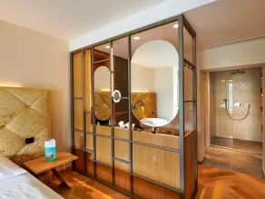 Junior suite 'Carmen' B&B - Amerika-Holzer Hotel Resort - Image 2