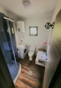 House Toni - Image 2