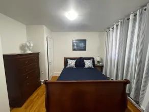 In the Heart of Town - Private Ground Level Unit - Image 3