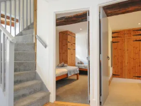 MILL HOUSE, pet friendly, character holiday cottage in Pelynt - Image 5