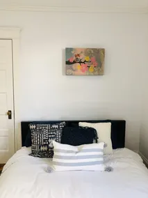 Beautifully Remodeled Family Size Apartment, Ideal for Downtown & Beach Getaway - Image 4