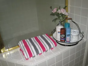 Dejlig privat master suite med baghave - Image 5