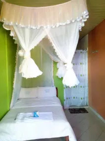 Sareh Guest House - Image 5