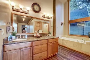 On Tahoe Time - Pets Pool Table Game Room - Image 4