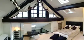 Stunning barn conversion in the heart of the South Downs - Image 4