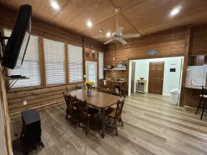 Beautiful rustic lodge located on Lake Guntersville with private boat ramp/dock. - Image 4