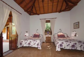 Landhus med privat pool i San Bartolome - Image 3