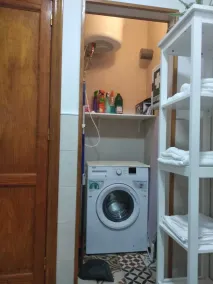 Logement, avec 2 chambres, cuisine, salle de bains, salon et solarium. - Image 4