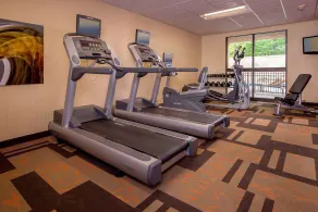 Comfort and Relaxation! Free Parking, Onsite Pool, Pet-friendly Property - Image 2
