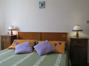 Appartamento con Splendida Vista Sulle Colline, Parcheggio e Giardino - Image 3