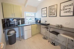 James' Place Dowlais Self Catering Studio 3 Sioni - Image 3