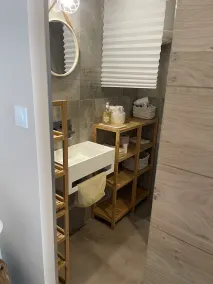 Studio Idéal Pour un Couple à 100m D'une Rivière - Image 2