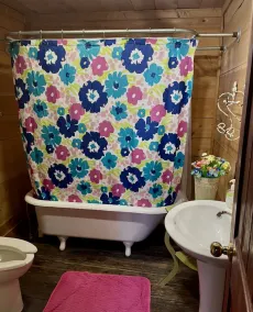 Cottage-Ensuite-Standard-Serenity Cottage - Image 2