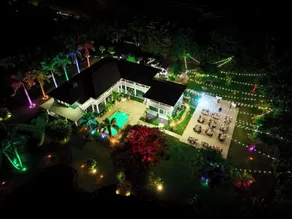 Saint Patrick Palace - Wedding-Ready Luxury Estate w/ Pool & Guest Cottage - Image 5
