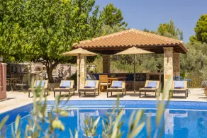 Private waterfront villa with pool and two private beaches - Image 5