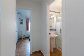 Apartment 100m From Beach - Image 2