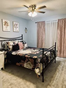 Entire Town Home - Image 5