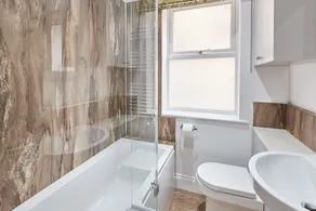 Host & Stay - Studio Pods - Image 3
