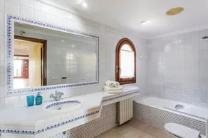 Fantastisk villa med utsikt - Image 5