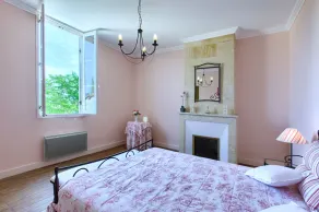 Renovated Stone House with Garden in the Heart of the Saint-Émilion Vineyards - Image 3