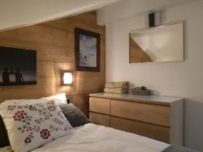 Apartment Harikoa, sleeps 5, next to piste, Col de Merdassier. - Image 3