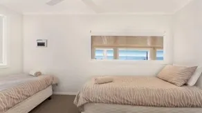 Sun, Sand, Beachside house with magical views. - Image 4