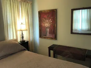 Cozy, cottage,1bedroom 1bath,1daybed in open living space. Much liked, Monthly - Image 5