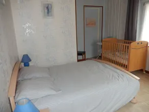 Charming Cottage Near Forest, Ski Resorts, and Lakes - Ideal for Families and Pets - Image 4