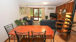 Cedar Holiday Units - Apartment 3 - Image 5
