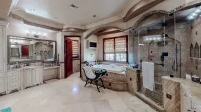Beautiful Spanish Villa - Image 5