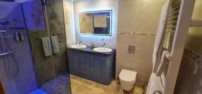 5 star Luxury stone cottage with own private heated pool  - Image 2