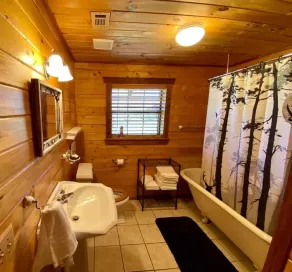 Log Cabin Escape at D~Oasis Ranch - Image 3