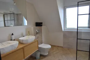 Comfortable apartment with a private sauna - Image 5