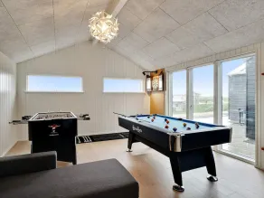 6 Person Holiday Home in Lokken - Image 2