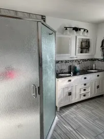 Cozy 3 bedroom home in the heart of Irvington - Image 3