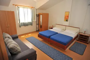One bedroom apartment with air-conditioning Sutivan, Brač (A-16846-c) - Image 3